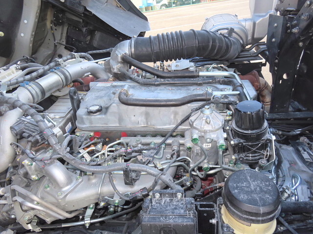 日野プロフィア冷凍車（冷蔵車）大型（10t）[写真15]