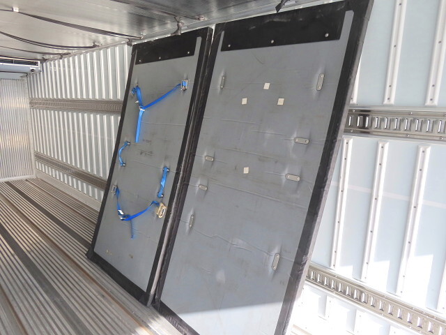 日野プロフィア冷凍車（冷蔵車）大型（10t）[写真29]