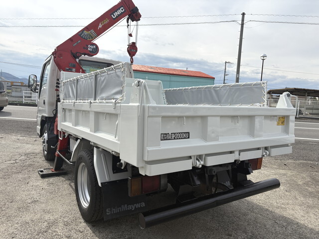 いすゞエルフクレーン4段小型（2t・3t）[写真02]