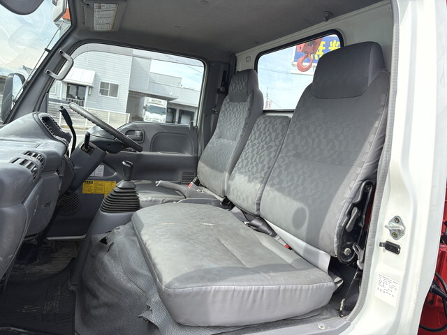 いすゞエルフクレーン4段小型（2t・3t）[写真07]