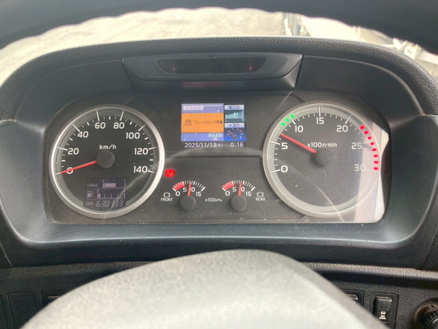 日野プロフィアセルフローダー大型（10t）[写真10]