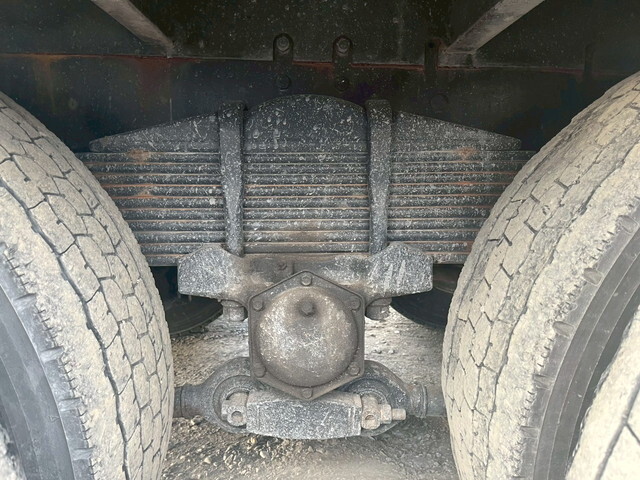 日野プロフィアセルフローダー大型（10t）[写真24]