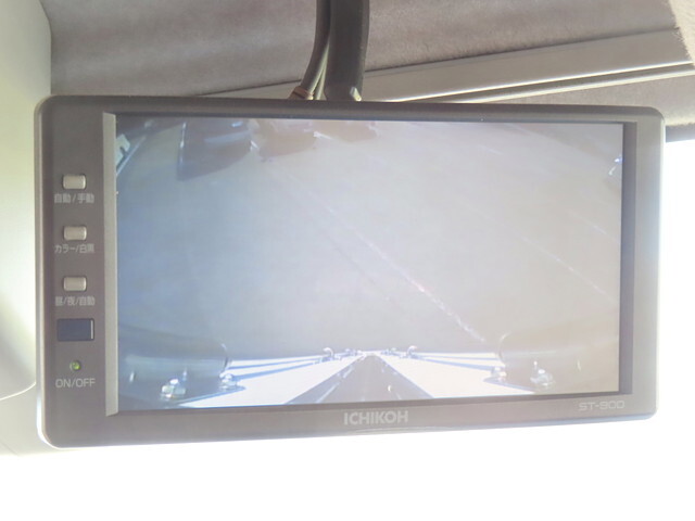 いすゞギガ冷蔵冷凍ウイング大型（10t）[写真26]