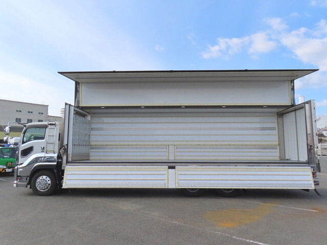 いすゞギガ冷蔵冷凍ウイング大型（10t）[写真29]