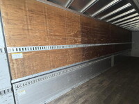 三菱ふそうスーパーグレートアルミウイング大型（10t）[写真13]