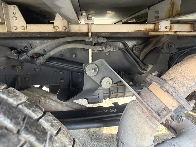 三菱ふそうスーパーグレートアルミウイング大型（10t）[写真27]