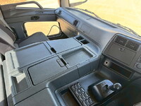 三菱ふそうスーパーグレートトレーラーヘッド（トラクターヘッド）大型（10t）[写真16]