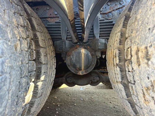 三菱ふそうスーパーグレートトレーラーヘッド（トラクターヘッド）大型（10t）[写真31]