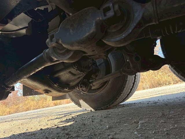 三菱ふそうスーパーグレートトレーラーヘッド（トラクターヘッド）大型（10t）[写真33]