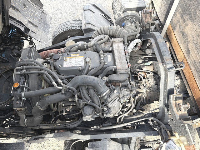 いすゞフォワード平ボディ中型（4t）[写真12]