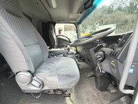 いすゞフォワード平ボディ中型（4t）[写真30]