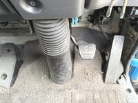 いすゞフォワード平ボディ中型（4t）[写真31]