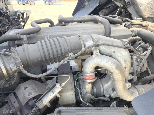 日野プロフィアアルミウイング大型（10t）[写真19]