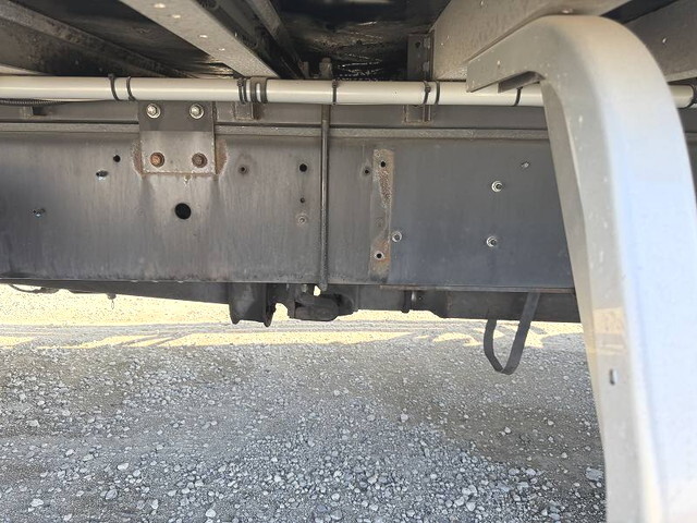 日野プロフィアアルミウイング大型（10t）[写真22]