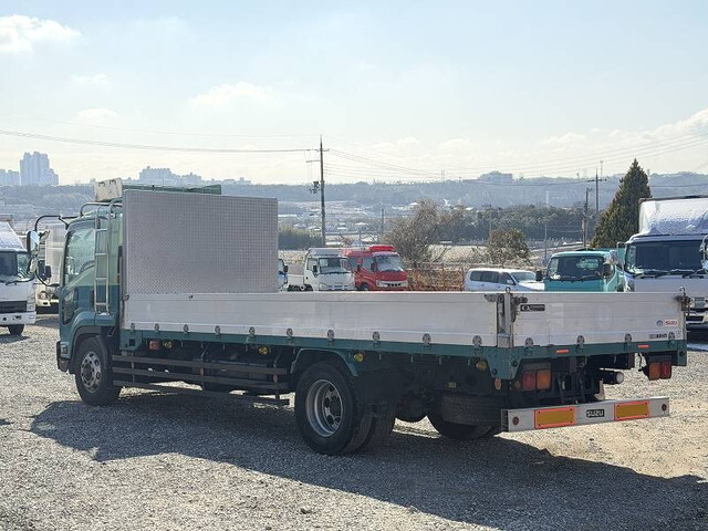 いすゞフォワード平ボディ増トン（6t・8t）[写真02]