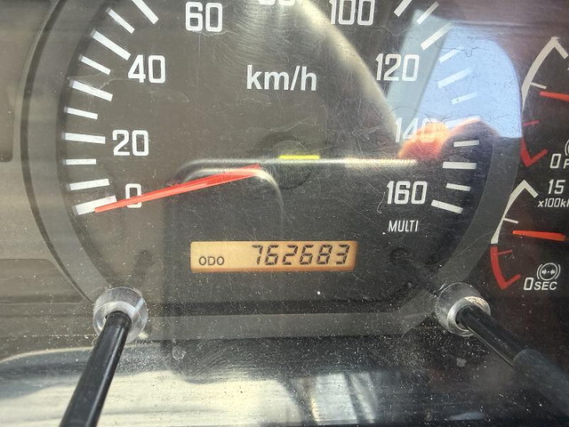 いすゞフォワード平ボディ増トン（6t・8t）[写真35]