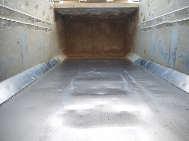 日野プロフィアダンプ大型（10t）[写真23]