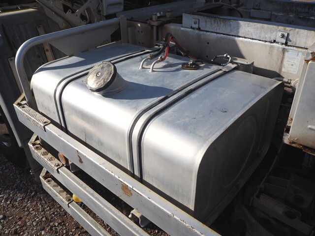 日野プロフィアダンプ大型（10t）[写真27]