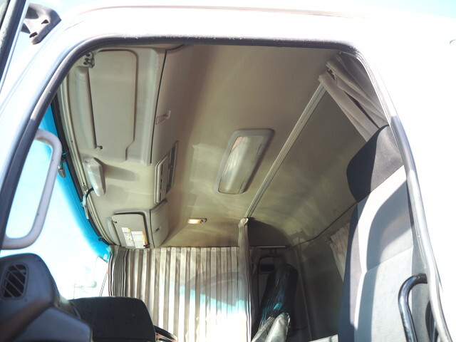 日野プロフィアダンプ大型（10t）[写真33]