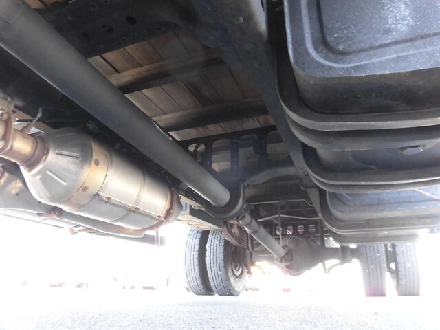 日野レンジャー平ボディ中型（4t）[写真11]