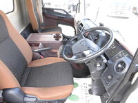 日野レンジャー平ボディ中型（4t）[写真18]