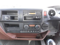 日野レンジャー平ボディ中型（4t）[写真19]