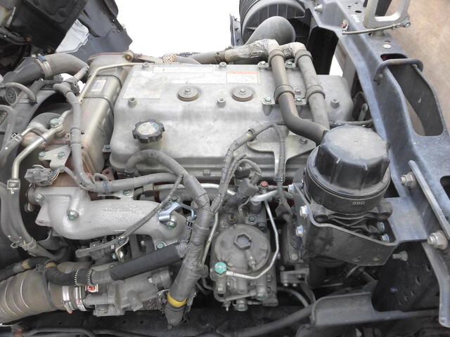 日野レンジャー平ボディ中型（4t）[写真23]