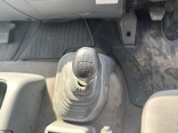 いすゞフォワードアルミウイング中型（4t）[写真26]