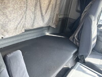 いすゞフォワードアルミウイング中型（4t）[写真28]