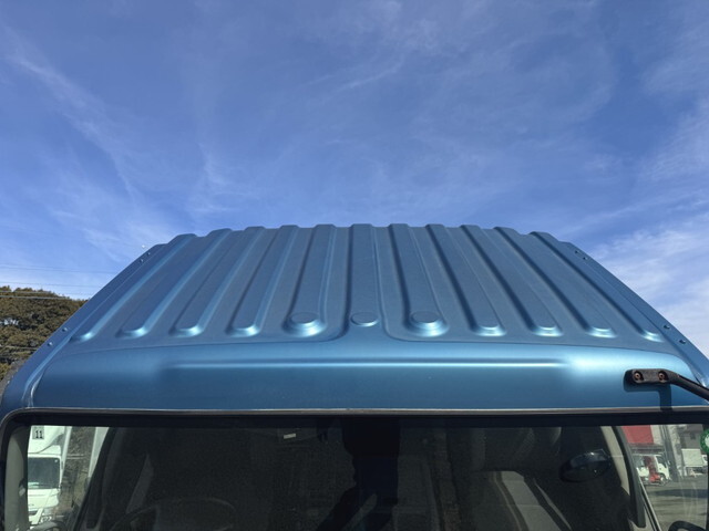 いすゞフォワードアルミウイング中型（4t）[写真30]