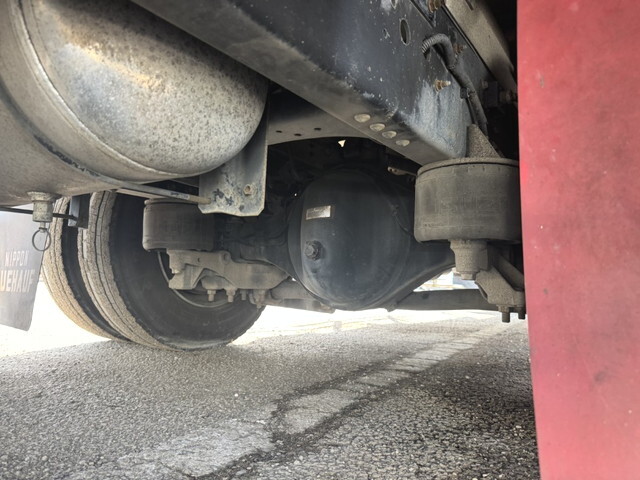 いすゞフォワードアルミウイング中型（4t）[写真37]