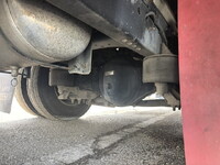 いすゞフォワードアルミウイング中型（4t）[写真38]