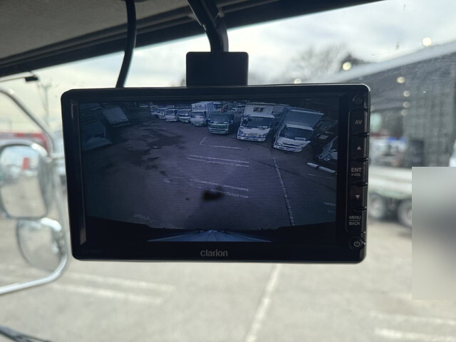 UDトラックスクオンアルミウイング大型（10t）[写真26]