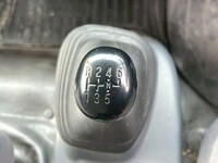 いすゞエルフアルミバン小型（2t・3t）[写真16]