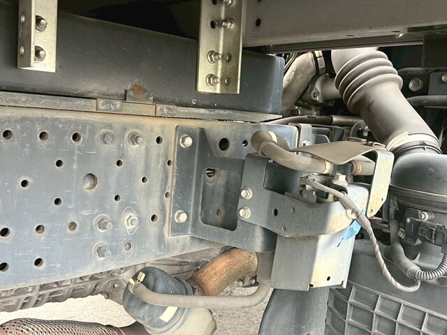 いすゞエルフアルミバン小型（2t・3t）[写真28]