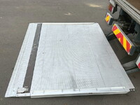 いすゞエルフアルミバン小型（2t・3t）[写真36]