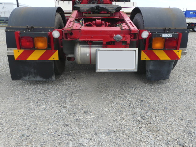 いすゞギガトレーラーヘッド（トラクターヘッド）大型（10t）[写真12]