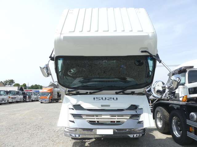 いすゞギガトレーラーヘッド（トラクターヘッド）大型（10t）[写真05]