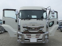 いすゞギガトレーラーヘッド（トラクターヘッド）大型（10t）[写真07]