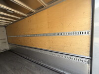 いすゞフォワードアルミウイング中型（4t）[写真13]