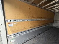 いすゞフォワードアルミウイング中型（4t）[写真14]