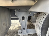 いすゞフォワードアルミウイング中型（4t）[写真22]