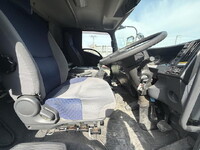 いすゞフォワードアルミウイング中型（4t）[写真30]