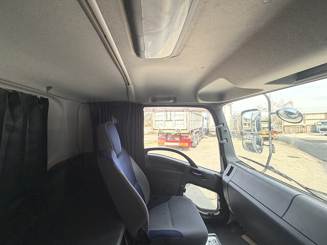 いすゞフォワードアルミウイング中型（4t）[写真39]