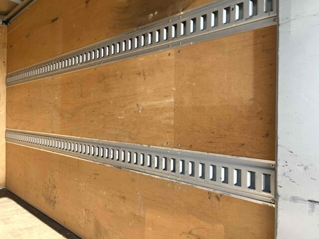 トヨタトヨエースパネルバン小型（2t・3t）[写真11]