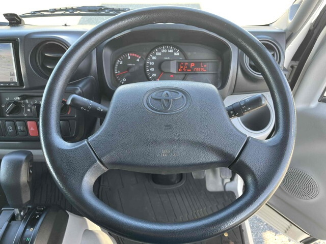 トヨタトヨエースパネルバン小型（2t・3t）[写真32]