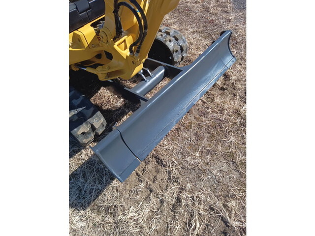 コマツユンボ（バックホー）[写真11]