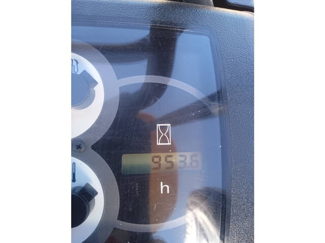 コマツユンボ（バックホー）[写真13]