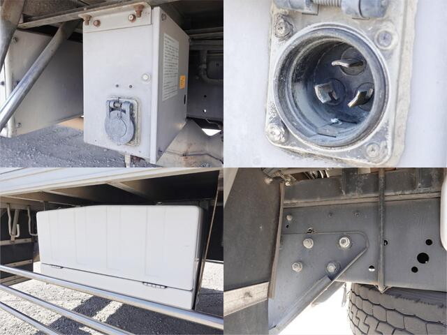 三菱ふそうスーパーグレート冷凍車（冷蔵車）大型（10t）[写真22]