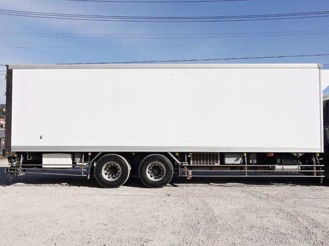 三菱ふそうスーパーグレート冷凍車（冷蔵車）大型（10t）[写真08]